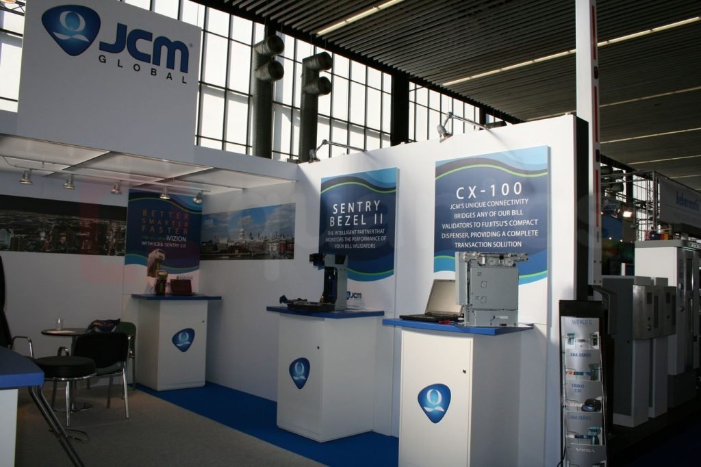 Stand expozitional JCM Global | standuri-expozitionale