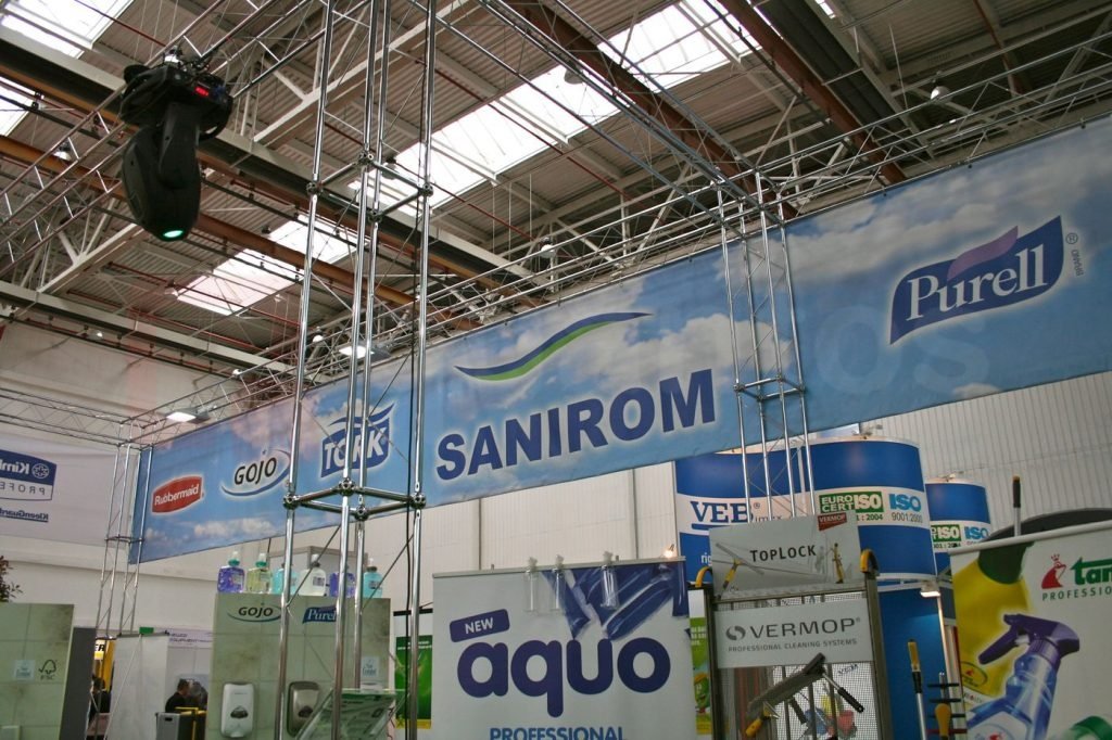 Stand expozitional Sanirom | standuri-expozitionale