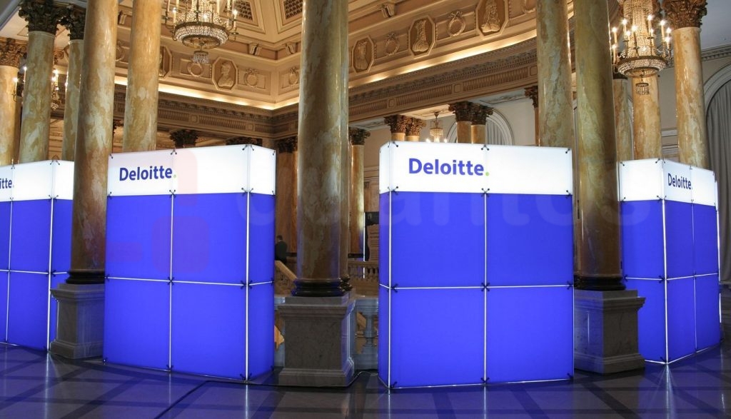 Decor eveniment Deloitte | decoruri